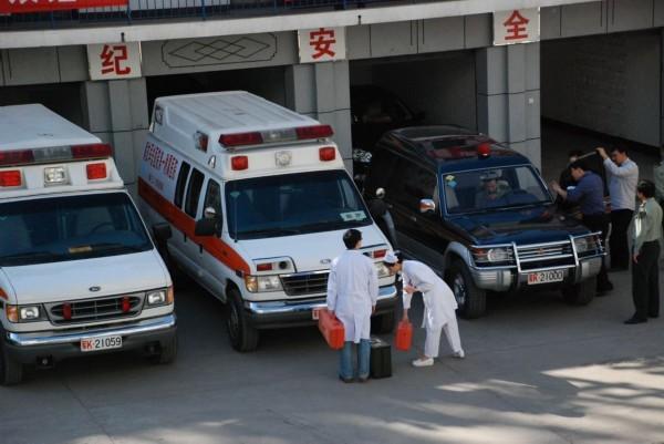 黄龙县救护车转院